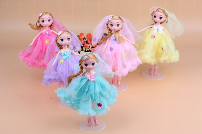 10 Yuan Boutique Youpin Ornament 26cm Mini Confused Doll Princess Barbie Wedding Keychain