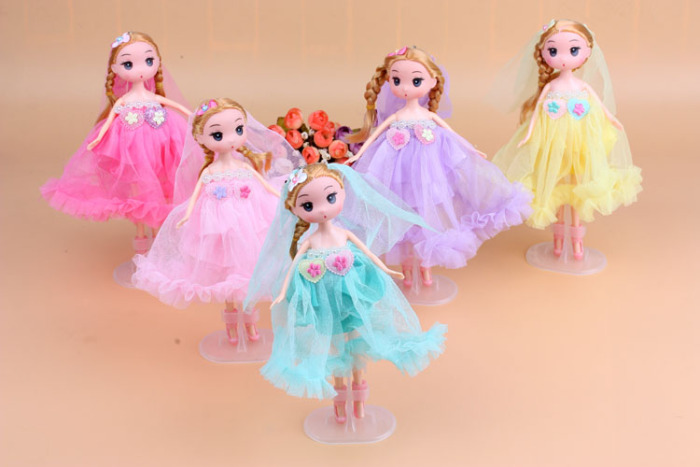 10 Yuan Boutique Youpin Ornament 26cm Mini Confused Doll Princess Barbie Wedding Keychain