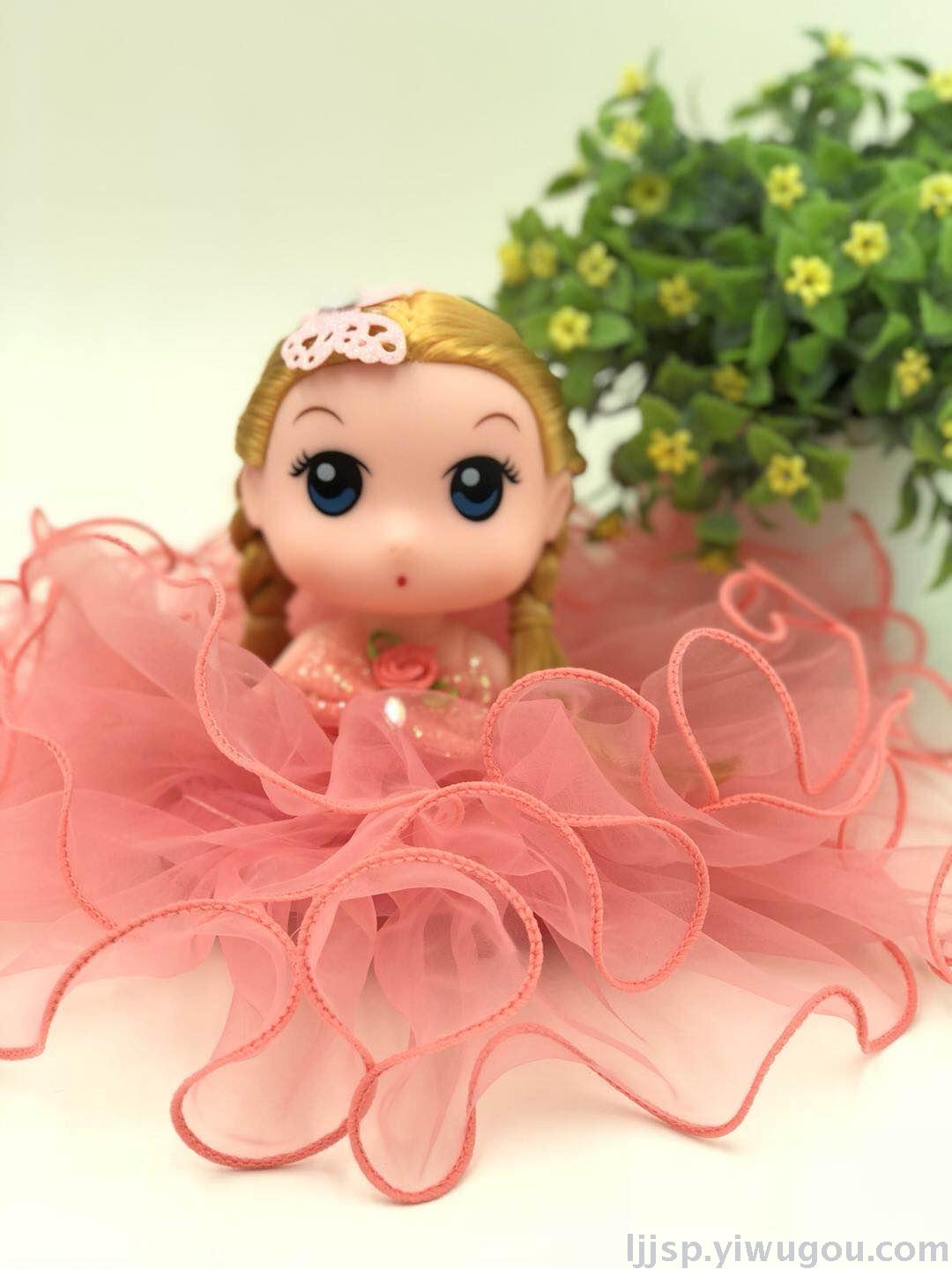 20cm wedding Big head confused girl Toy doll Creative Princess Bobby Keychain Chain Bag Pendant