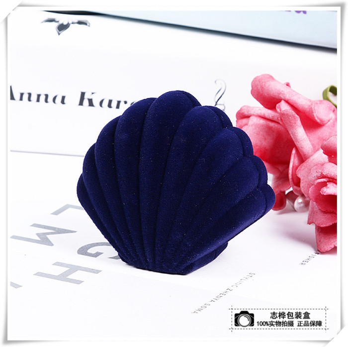 Flat shell shape high - grade fine flocking cloth jewelry ring box