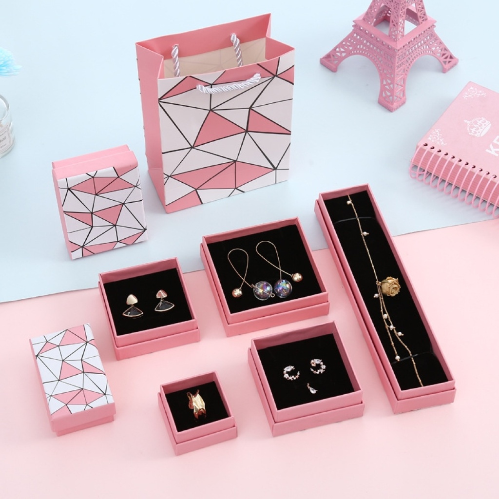 Pink Jewelry Box Ins Lipstick Box Ring Box Pendant Box Necklace Box Small Gift Box Wholesale Pink Jewelry Box Ins Lipstick Box Ring Box Pendant Box Necklace Box Small Gift Box Wholesale