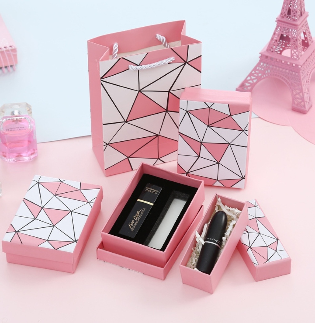 Pink Jewelry Box Ins Lipstick Box Ring Box Pendant Box Necklace Box Small Gift Box Wholesale Pink Jewelry Box Ins Lipstick Box Ring Box Pendant Box Necklace Box Small Gift Box Wholesale