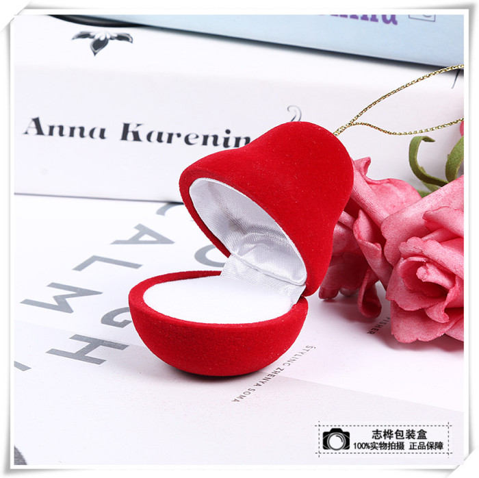 Red ring box high-grade exquisite packaging pear shape received jewelry packaging box Red ring box high-grade exquisite packaging pear shape received jewelry packaging box