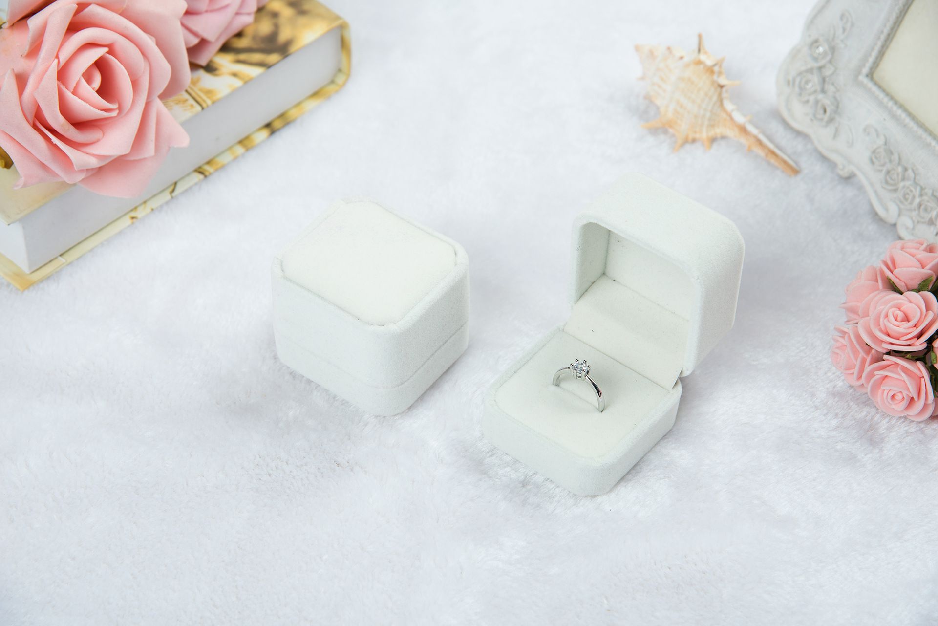 Flannel Ring Box Jewelry Box Badge Box Pink Gray Jewelry Box Jewelry Ring Box Wholesale Flannel Ring Box Jewelry Box Badge Box Pink Gray Jewelry Box Jewelry Ring Box Wholesale