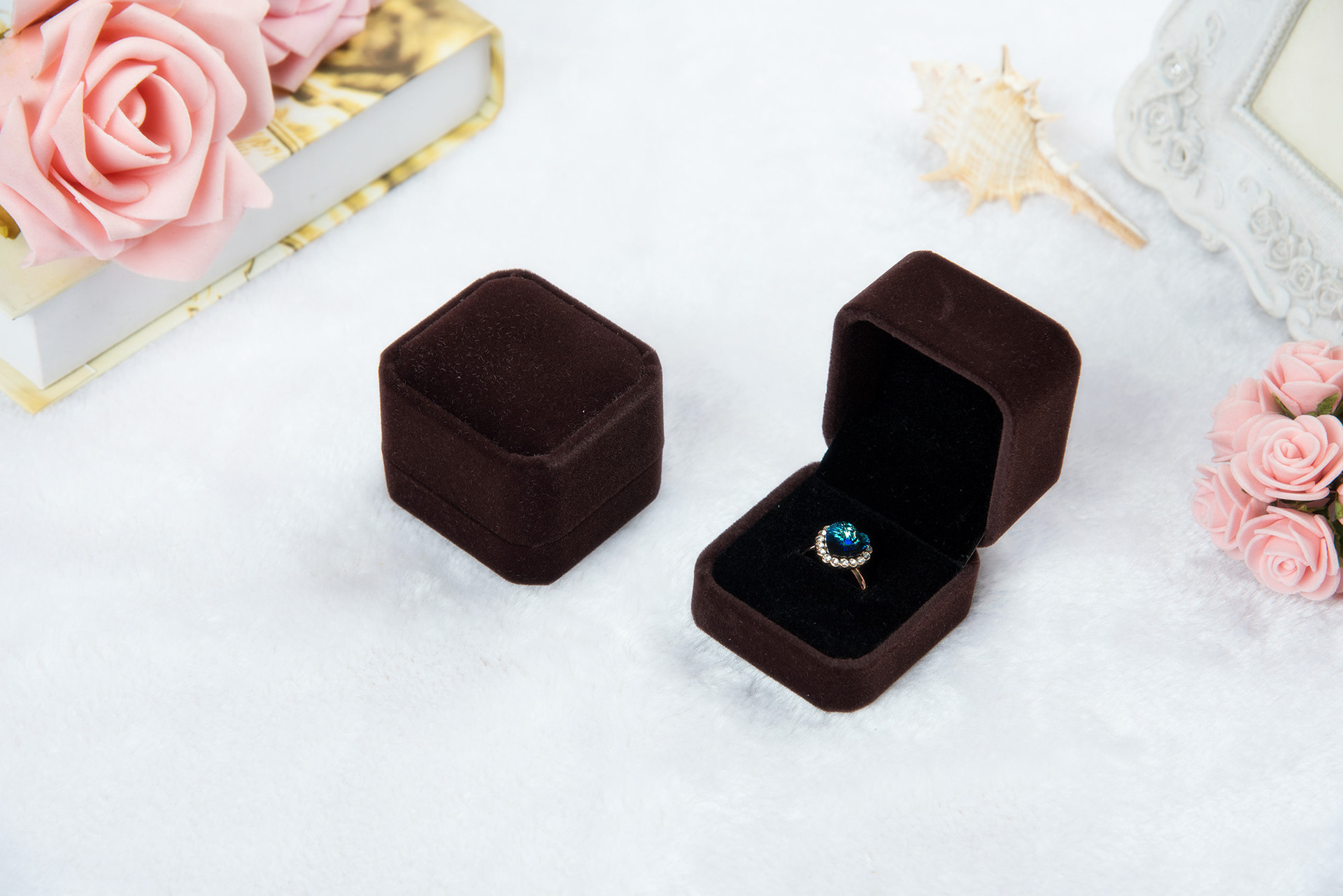 Flannel Ring Box Jewelry Box Badge Box Pink Gray Jewelry Box Jewelry Ring Box Wholesale Flannel Ring Box Jewelry Box Badge Box Pink Gray Jewelry Box Jewelry Ring Box Wholesale