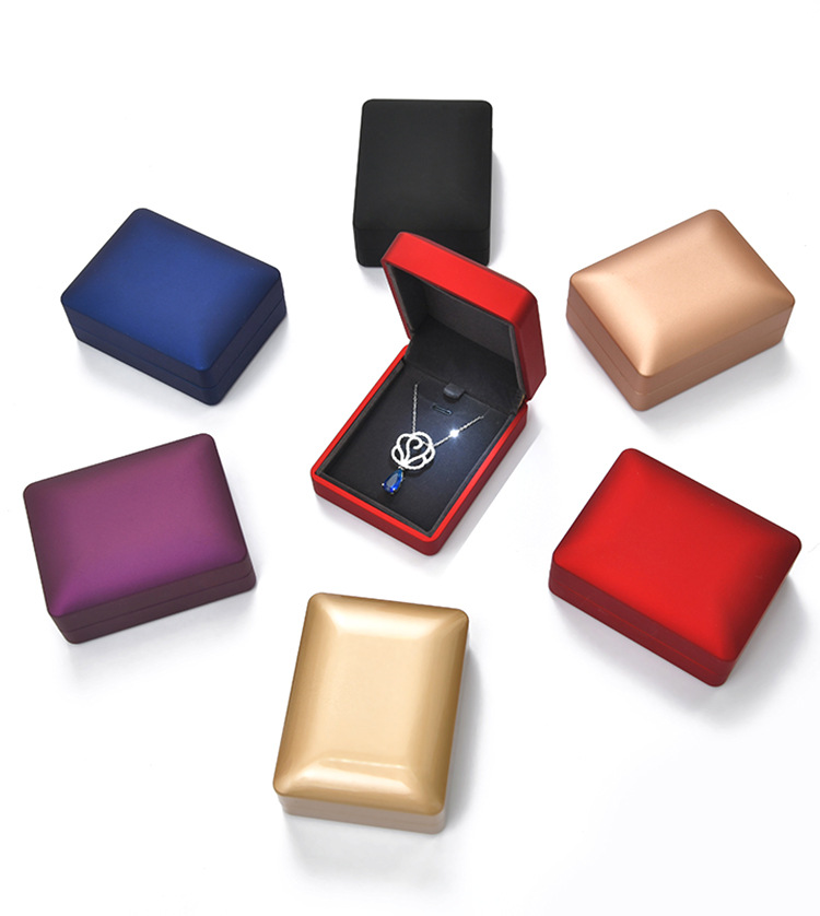 Fenfen Packaging Factory Direct Sales Jewelry Box Jewelry Box Ring Box Pendant Necklace Box Customized with LED Light