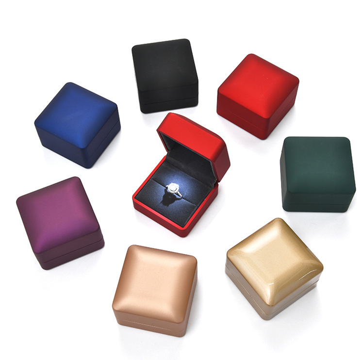 Fenfen Packaging Factory Direct Sales Jewelry Box Jewelry Box Ring Box Pendant Necklace Box Customized with LED Light