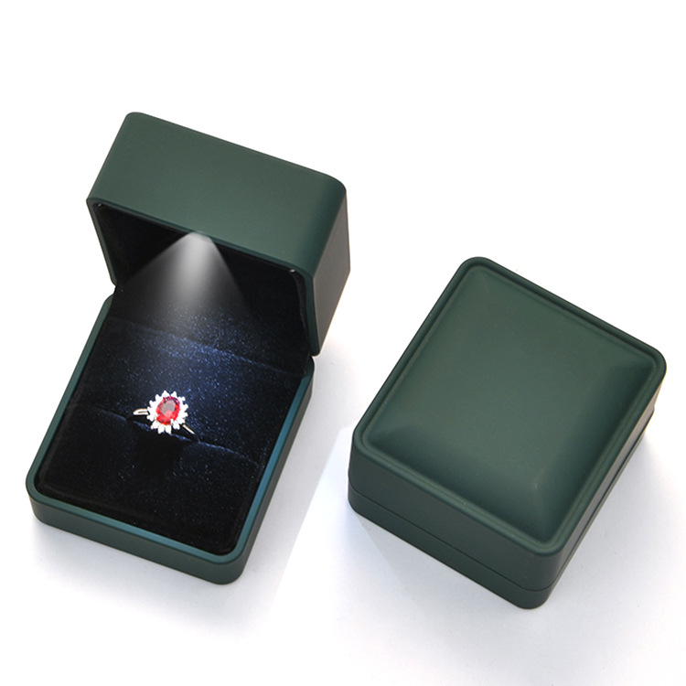 Factory Direct Sales Jewelry Box Jewelry Box Engagement Ring Box Pendant with Light Necklace Box Customized with LED Light
