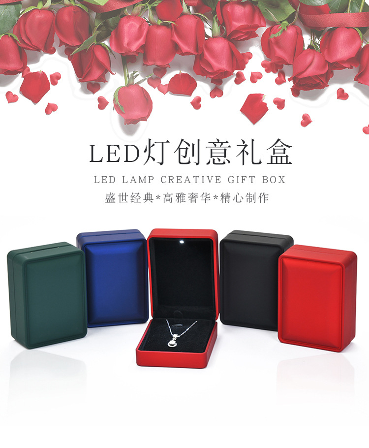 Factory Direct Sales Jewelry Box Jewelry Box Engagement Ring Box Pendant with Light Necklace Box Customized with LED Light