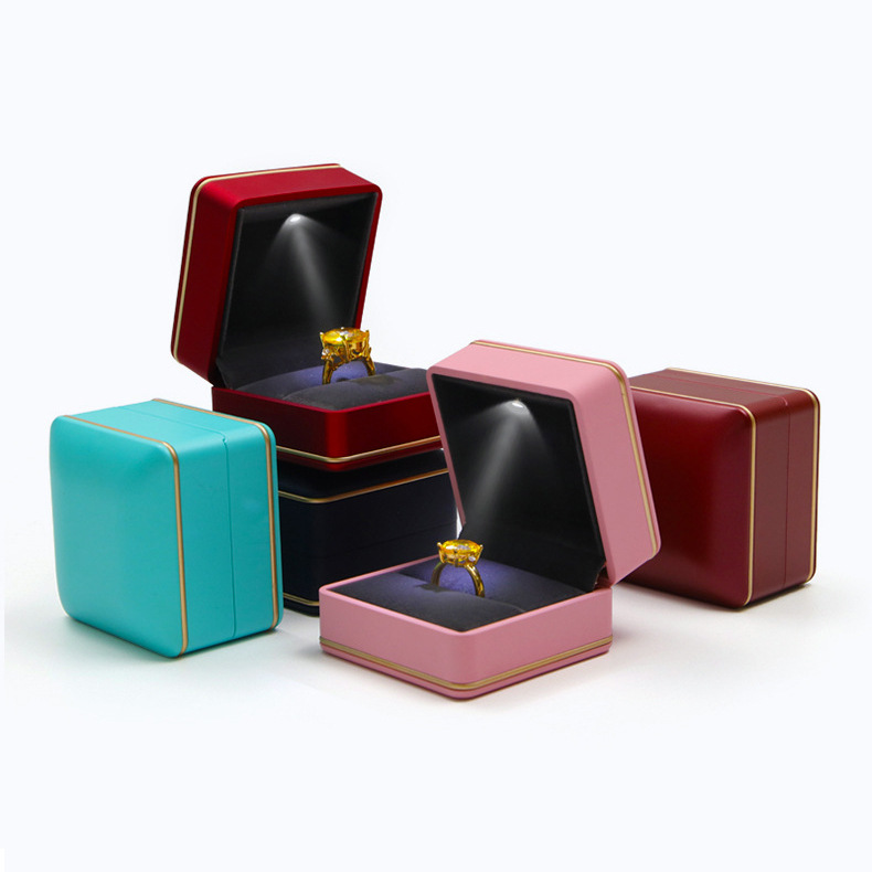 Fenfen Packaging Factory Direct Sales Jewelry Box Jewelry Box Ring Box Pendant Necklace Box Customized with LED Light