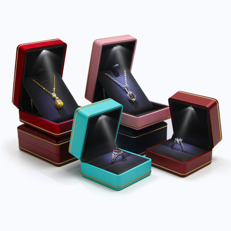 Fenfen Packaging Factory Direct Sales Jewelry Box Jewelry Box Ring Box Pendant Necklace Box Customized with LED Light