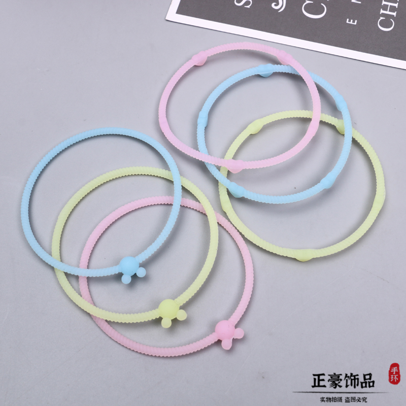 Colorful Children&#039;s Silicone Bracelet Customized Printable Lettering Logo Wrist Strap for Sports Men&#039;s and Women&#039;s Luminous Bracelet