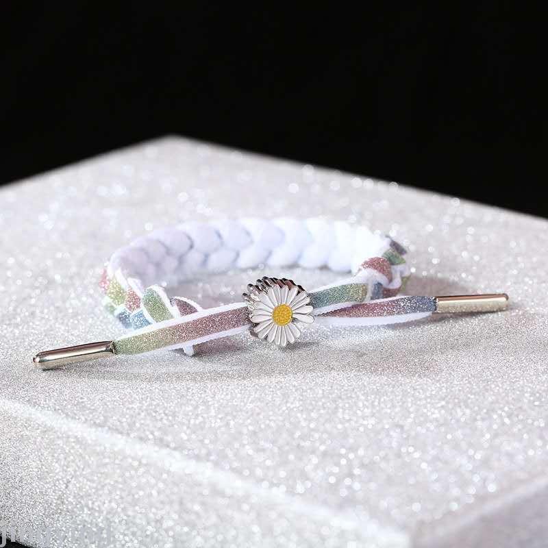The New Daisy dazzle bracelet g-dragon with a small Daisy holographic laser gold powder luminous style The New Daisy dazzle bracelet g-dragon with a small Daisy holographic laser gold powder luminous style