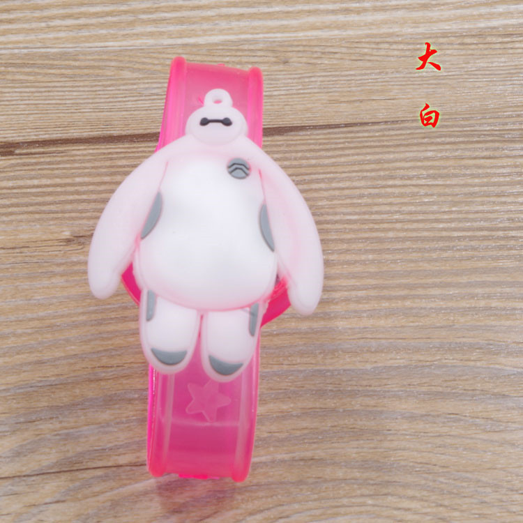 Luminous cartoon wrist band wholesale creative led flash bracelet watch children's toys Luminous cartoon wrist band wholesale creative led flash bracelet watch children's toys