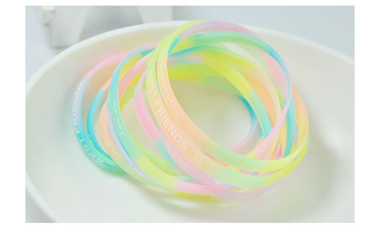 Hot Sale Promotion Gift Printing English Letter Luminous Silicone Bracelet Fluorescent Luminous Rubber Sports Bracelet Hot Sale Promotion Gift Printing English Letter Luminous Silicone Bracelet Fluorescent Luminous Rubber Sports Bracelet
