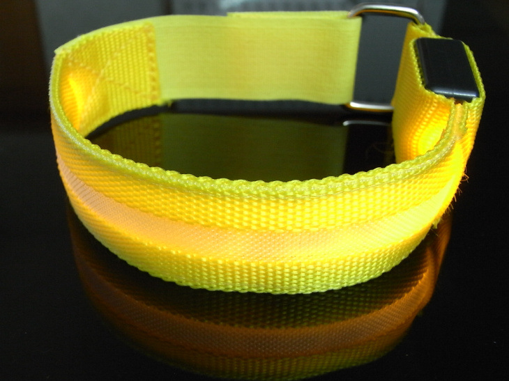 Sports LED Luminous Hand Ring USB Luminous Arm Strap Charging Bracelet Armband Cheer Equipment Luminous Bracelet Sports LED Luminous Hand Ring USB Luminous Arm Strap Charging Bracelet Armband Cheer Equipment Luminous Bracelet