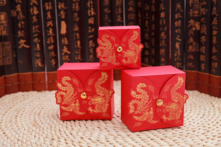 Appearance patent high-grade wedding candy box wholesale customized longfeng three-dimensional creative candy box number
