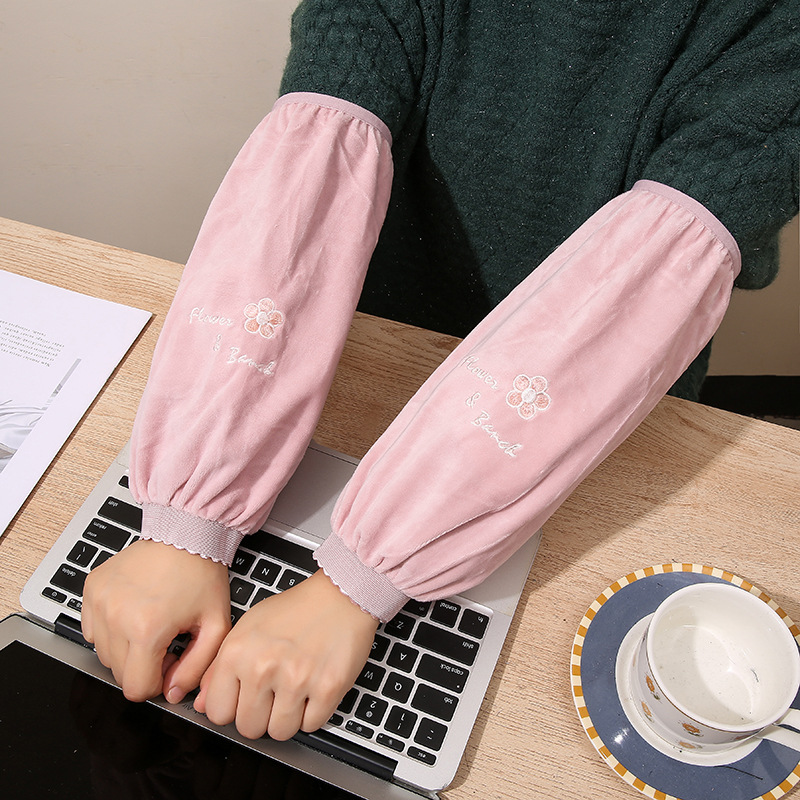 Summer Loose Sun Protection Oversleeves Women's Driving Ice Silk Thin UV Embroidered Ice Sleeve Sun Protection Women's Ice Silk Sleeves Summer Loose Sun Protection Oversleeves Women's Driving Ice Silk Thin UV Embroidered Ice Sleeve Sun Protection Women's Ice Silk Sleeves