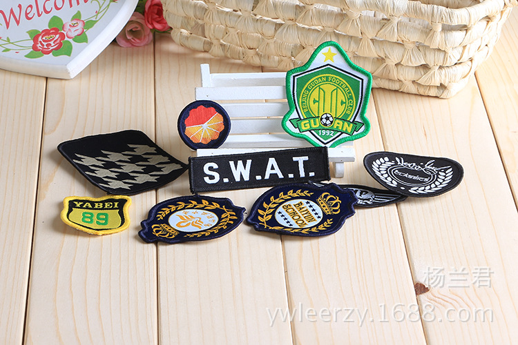 Garment accessories, woven label, trademark, lock label, bag label, side label, devil badge, arm badge, shoulder badge, customized wholesale Garment accessories, woven label, trademark, lock label, bag label, side label, devil badge, arm badge, shoulder badge, customized wholesale