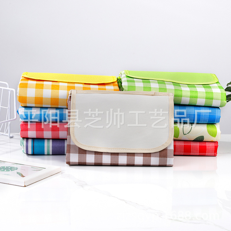 Spot Outdoor Picnic Mat Wholesale Oxford Cloth Moisture-Proof Mat Portable Spring Outing Tent Mat Thick Waterproof Beach Mat Spot Outdoor Picnic Mat Wholesale Oxford Cloth Moisture-Proof Mat Portable Spring Outing Tent Mat Thick Waterproof Beach Mat