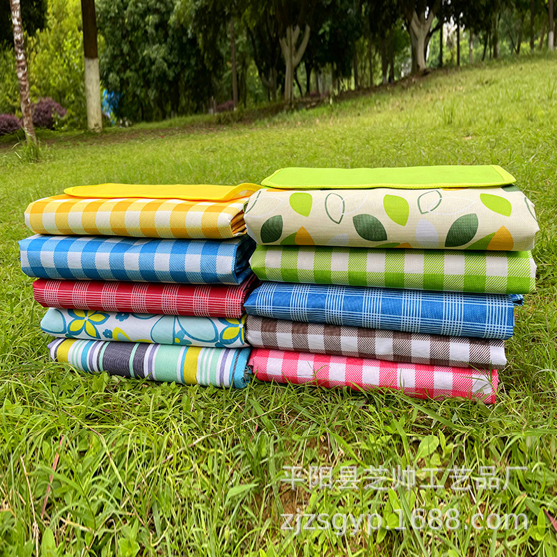 Spot Outdoor Picnic Mat Wholesale Oxford Cloth Moisture-Proof Mat Portable Spring Outing Tent Mat Thick Waterproof Beach Mat Spot Outdoor Picnic Mat Wholesale Oxford Cloth Moisture-Proof Mat Portable Spring Outing Tent Mat Thick Waterproof Beach Mat