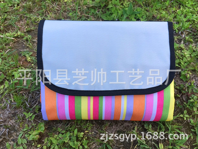 Spot Outdoor Picnic Mat Wholesale Oxford Cloth Moisture-Proof Mat Portable Spring Outing Tent Mat Thick Waterproof Beach Mat Spot Outdoor Picnic Mat Wholesale Oxford Cloth Moisture-Proof Mat Portable Spring Outing Tent Mat Thick Waterproof Beach Mat