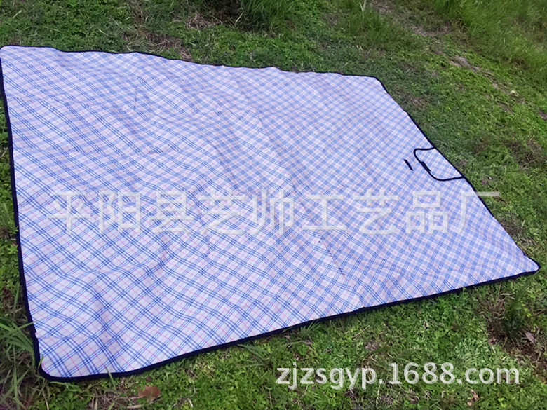 Spot Outdoor Picnic Mat Wholesale Oxford Cloth Moisture-Proof Mat Portable Spring Outing Tent Mat Thick Waterproof Beach Mat Spot Outdoor Picnic Mat Wholesale Oxford Cloth Moisture-Proof Mat Portable Spring Outing Tent Mat Thick Waterproof Beach Mat
