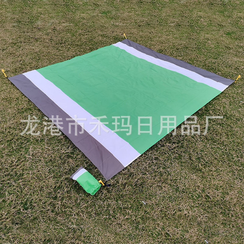 Outdoor Camping Nylon Pocket Picnic Mat Portable Folding Waterproof and Moisture-Proof Liner Polyester Checked Cloth Beach Mat