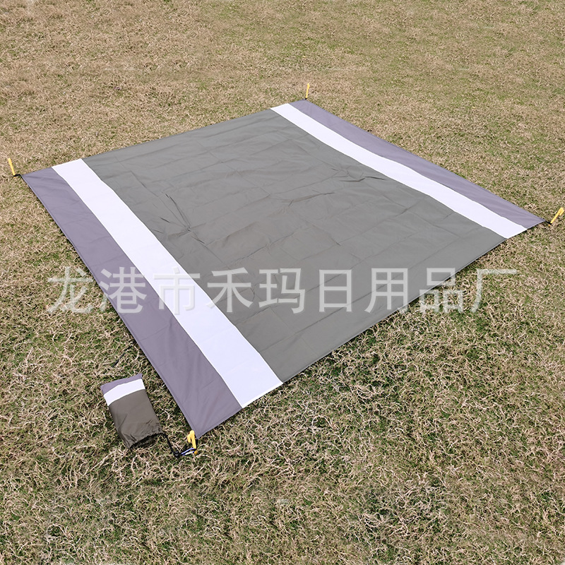 Outdoor Camping Nylon Pocket Picnic Mat Portable Folding Waterproof and Moisture-Proof Liner Polyester Checked Cloth Beach Mat