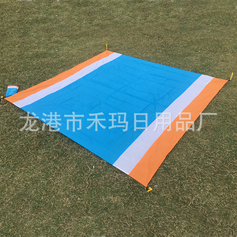 Outdoor Camping Nylon Pocket Picnic Mat Portable Folding Waterproof and Moisture-Proof Liner Polyester Checked Cloth Beach Mat