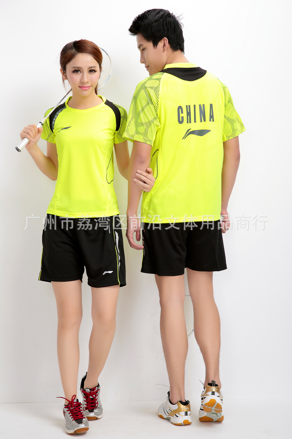 round Neck QuickDrying Badminton Clothing Men and Women Couple Air Volleyball Sports Competition Ball Uniform Suit