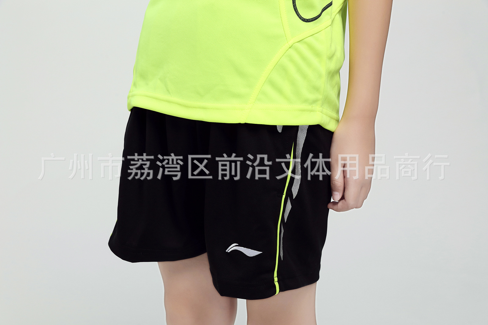 round Neck QuickDrying Badminton Clothing Men and Women Couple Air Volleyball Sports Competition Ball Uniform Suit