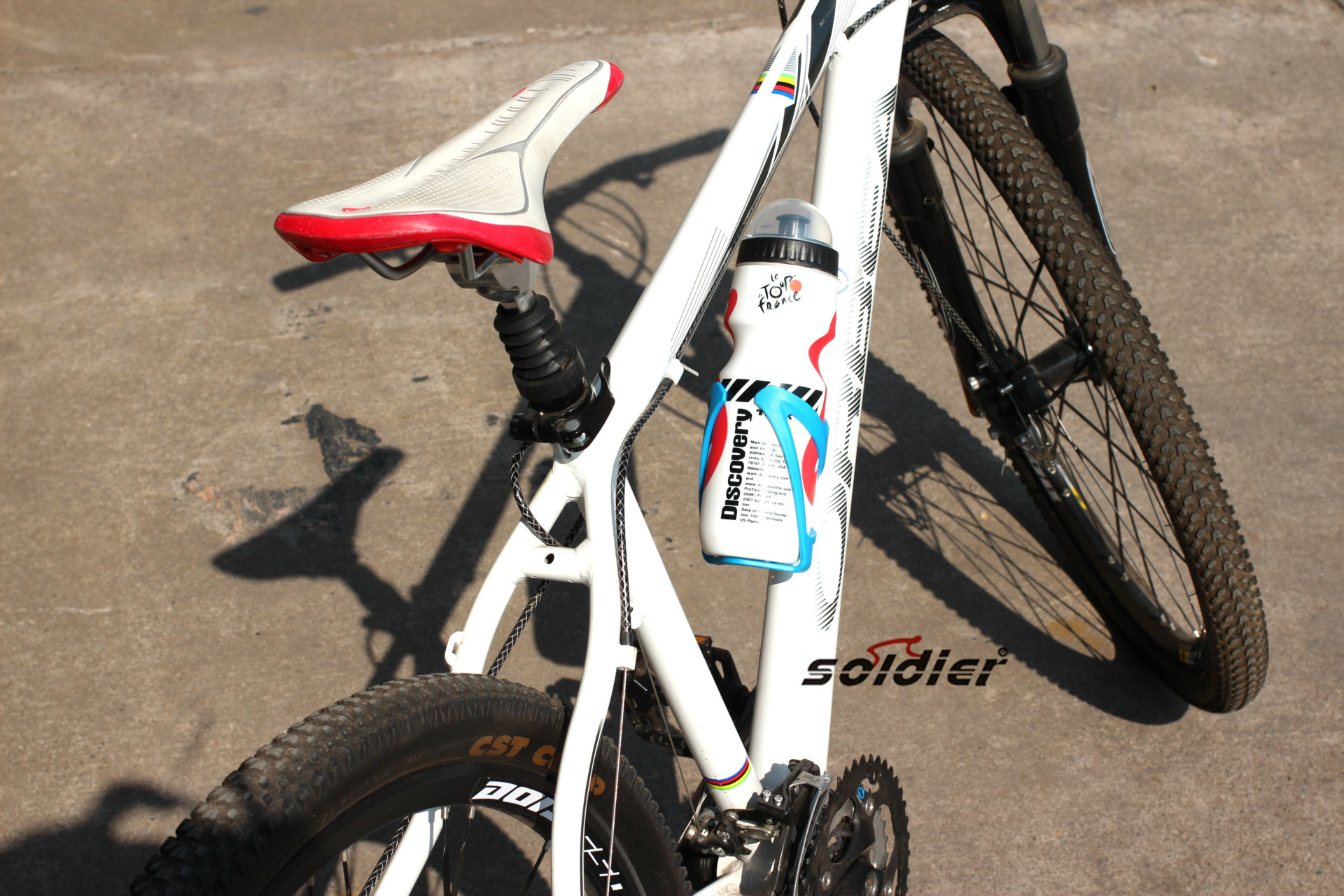 Cup holder plastic bike bottle cage water bottle cages//coloured plastic bottle cage