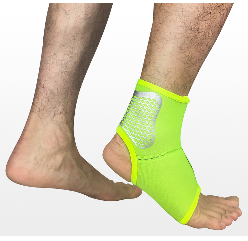 Wholesale Professional Sports Ankle Support Sets of Compression Ankle and Wrist Guard Socks Outdoor Basketball Football Mountaineering Protective Gear Can Be Customized on Behalf Wholesale Professional Sports Ankle Support Sets of Compression Ankle and Wrist Guard Socks Outdoor Basketball Football Mountaineering Protective Gear Can Be Customized on Behalf