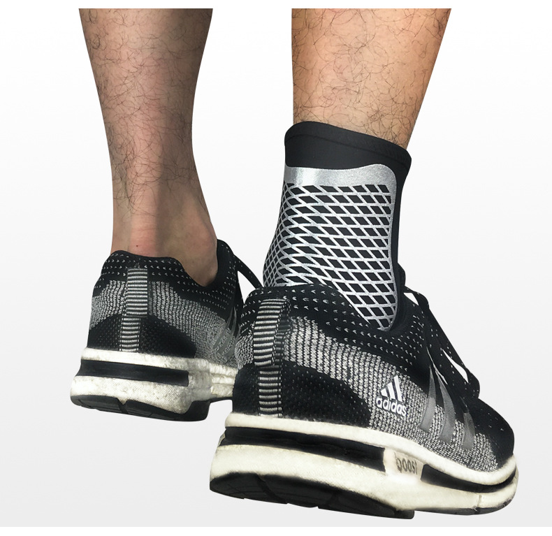 Wholesale Professional Sports Ankle Support Sets of Compression Ankle and Wrist Guard Socks Outdoor Basketball Football Mountaineering Protective Gear Can Be Customized on Behalf Wholesale Professional Sports Ankle Support Sets of Compression Ankle and Wrist Guard Socks Outdoor Basketball Football Mountaineering Protective Gear Can Be Customized on Behalf