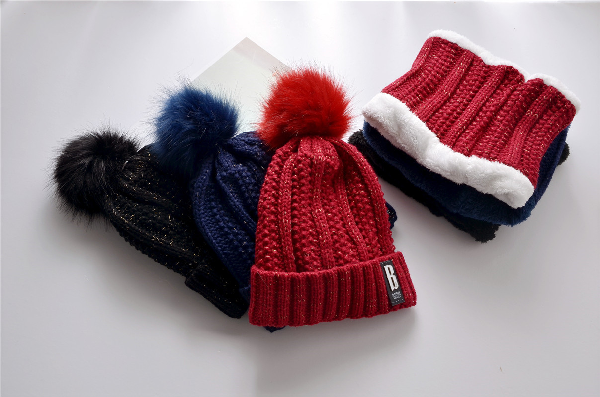 Outdoor Winter Fleece-Lined Thickened Woolen Cap Warm Ear Protection Fluffy Ball Cap Scarf Knitted Hat Suit Factory Wholesale