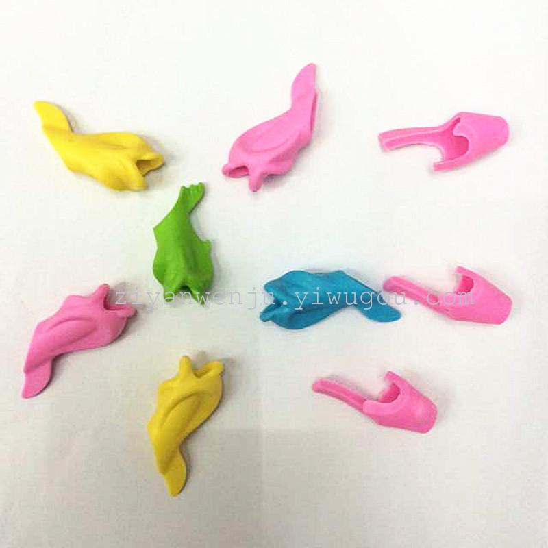 High Quality Silicone Various Styles Pencil Grip Pencil Case Children and Students Universal Pencil Grip Wholesale