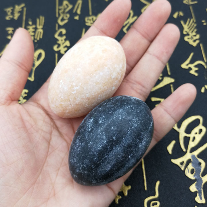 I1749 Egg hand play ball small stone play piece massage Fitness Ball hand ball Binary store wholesale distribution goods