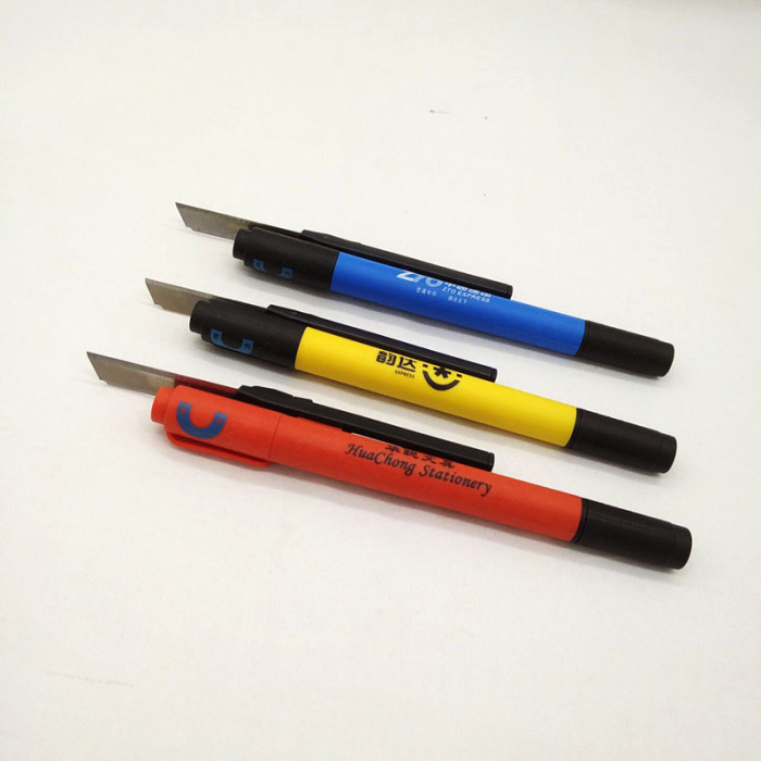 Utility knife + ballpoint pen + marker courier Brother special combination marker easy to carry Utility knife + ballpoint pen + marker courier Brother special combination marker easy to carry