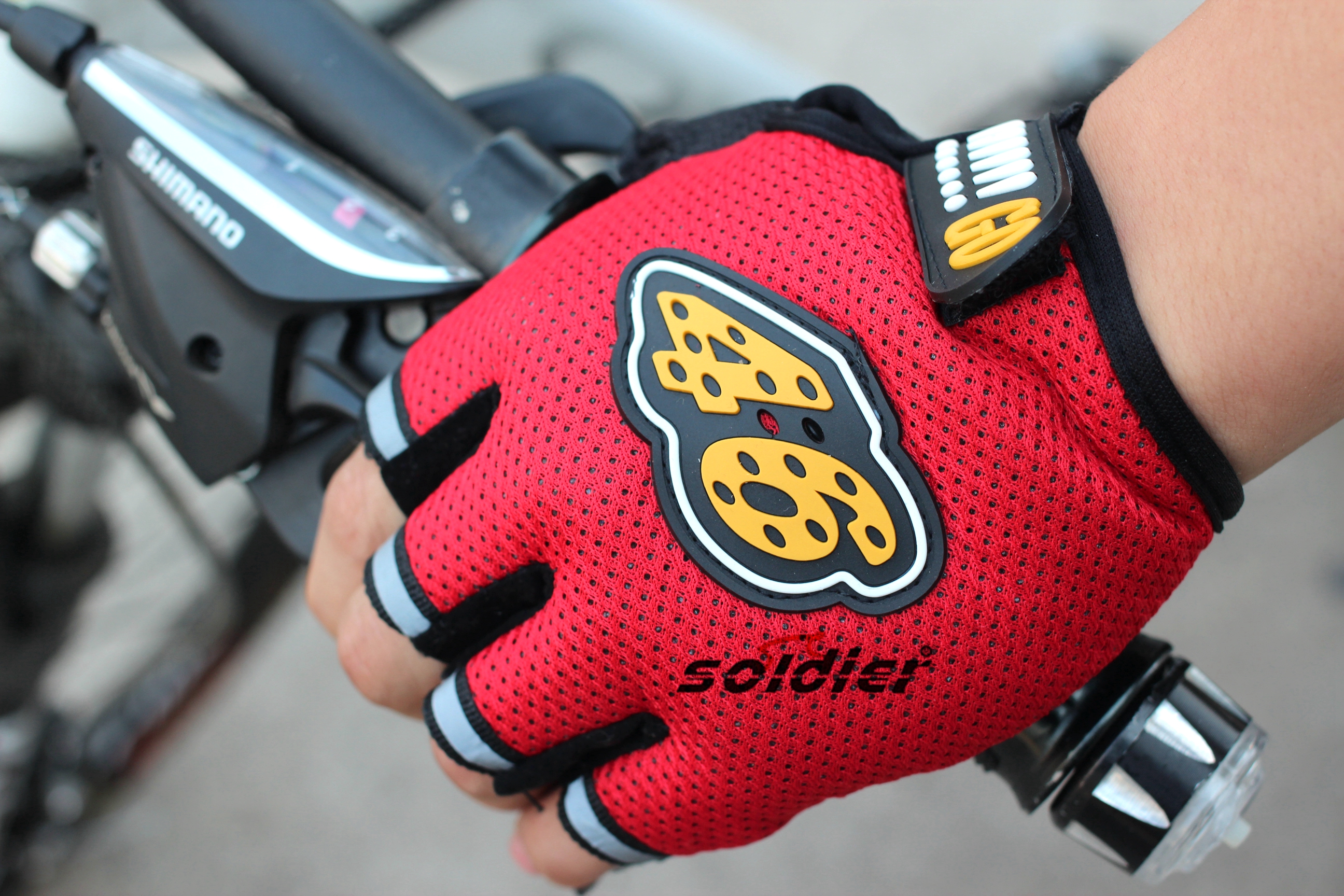 Bicycle half finger glove anti-skid outdoor gloves cycling half finger gloves /46 half finger gloves