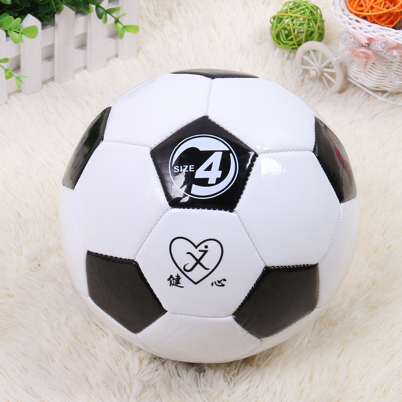 No.4 classic black and white block football youth soccer machine sewing football