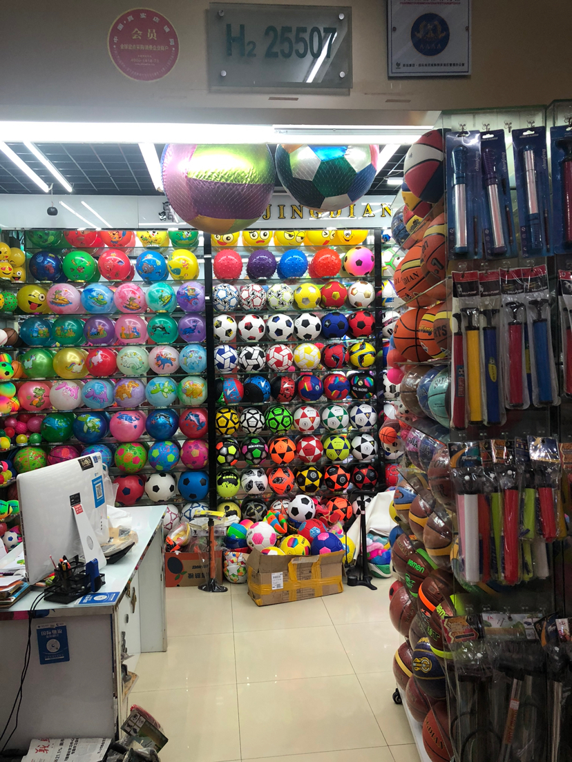 Factory Direct Sales Wholesale Custom Football Adult Primary and Secondary School Children's Competition No. 5 No. 4 No. 3 No. 2 Football