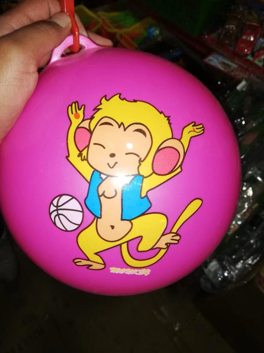 SOURCE Factory 22cm Training Exercise Belt Chain Football Children PVC Inflatable Toy Kindergarten Watermelon Pat Ball SOURCE Factory 22cm Training Exercise Belt Chain Football Children PVC Inflatable Toy Kindergarten Watermelon Pat Ball