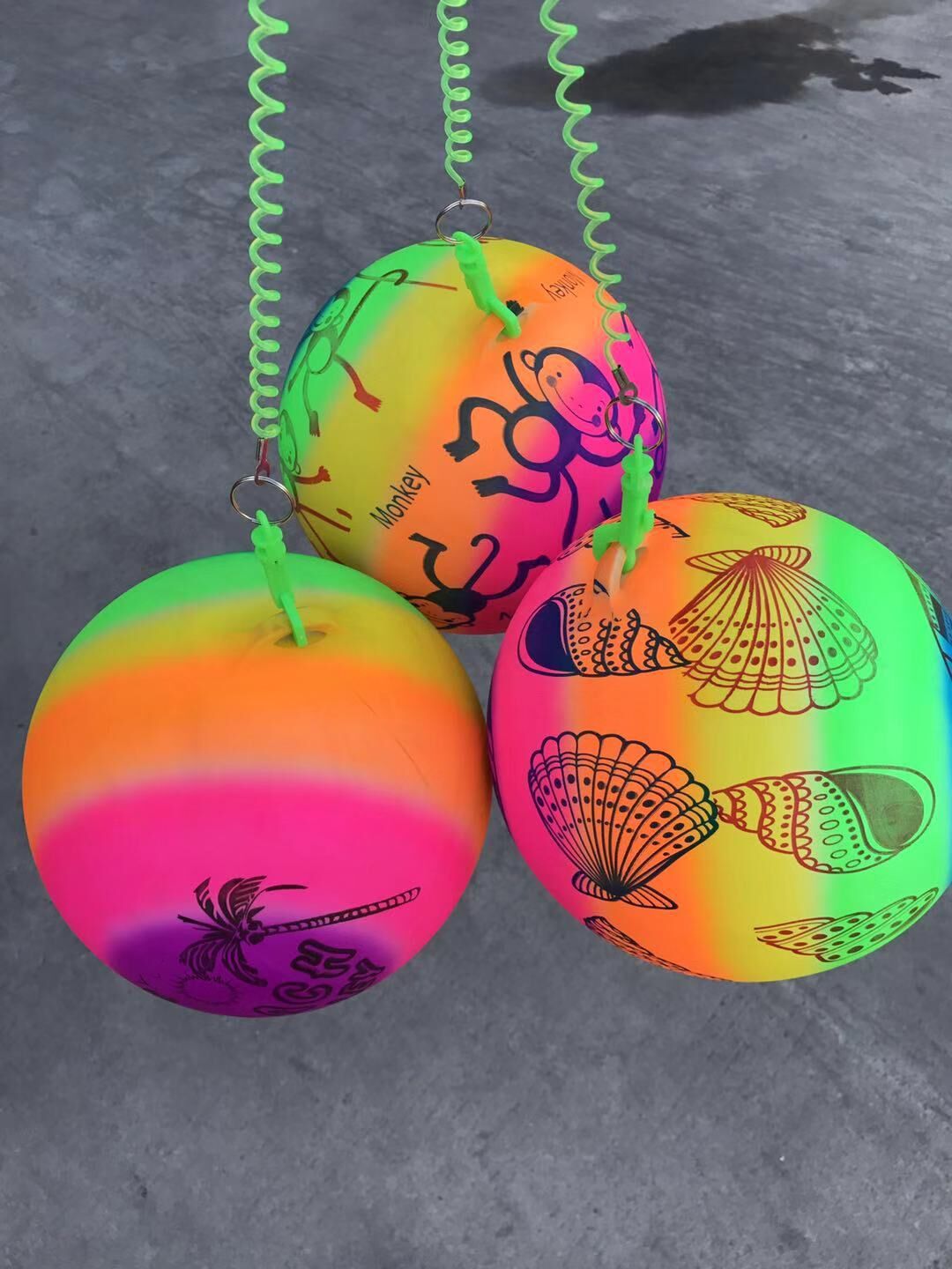SOURCE Factory 22cm Training Exercise Belt Chain Football Children PVC Inflatable Toy Kindergarten Watermelon Pat Ball SOURCE Factory 22cm Training Exercise Belt Chain Football Children PVC Inflatable Toy Kindergarten Watermelon Pat Ball