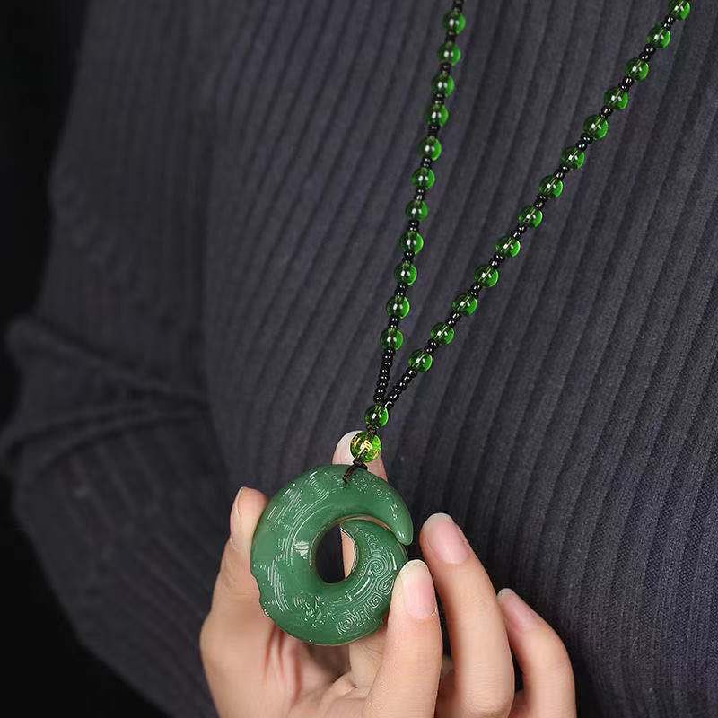 Good Luck Comes Safety Buckle Pendant Imitation Afghan White Jade Ethnic Style Men&#039;s and Women&#039;s Chalcedony Necklace Sweater Chain Wholesale