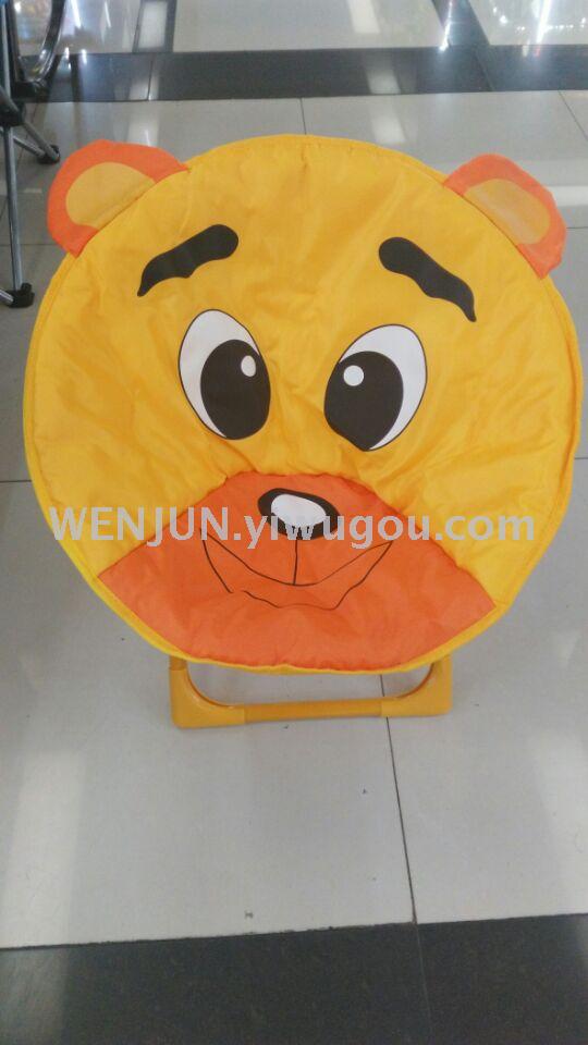 Foreign trade tail goods children's moon chair leisure folding chair sell well at home and abroad color mix Foreign trade tail goods children's moon chair leisure folding chair sell well at home and abroad color mix