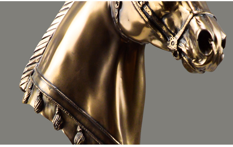 Modern Minimalist War Horse Head Decoration Light Luxury Living Room Study Office Home Decoration & Ornament Resin Crafts