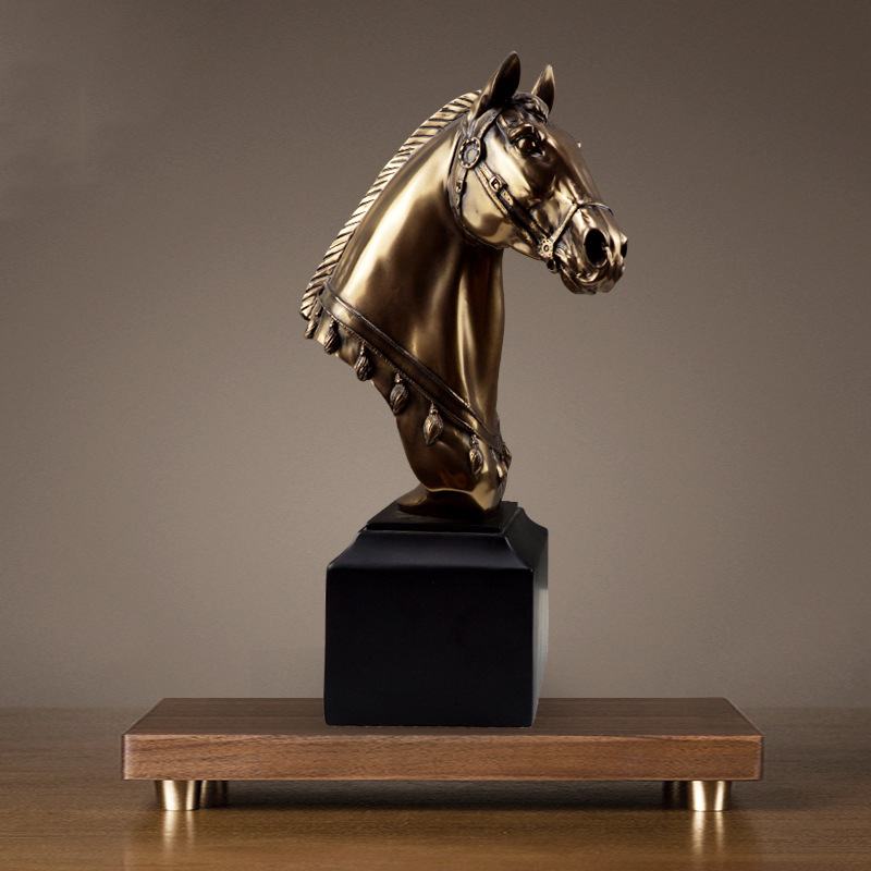 Modern Minimalist War Horse Head Decoration Light Luxury Living Room Study Office Home Decoration & Ornament Resin Crafts