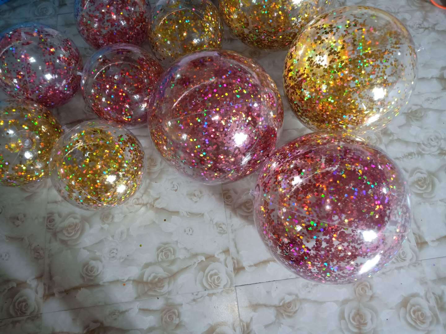 PVC inflatable Beach ball Transparent Flake ball Child Adult toy ball transparent Flake Beach ball filling ball