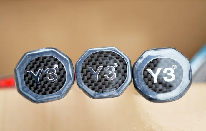 Y3 badminton 100% a genuine carbon fiber single original Y3 badminton 100% a genuine carbon fiber single original
